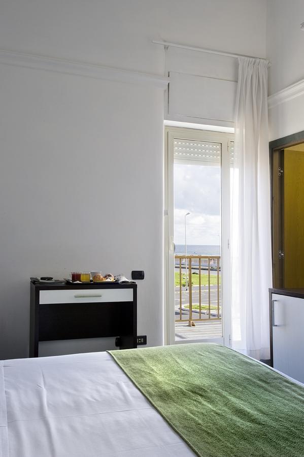Hotel Bellavista Lido di Ostia Eksteriør billede
