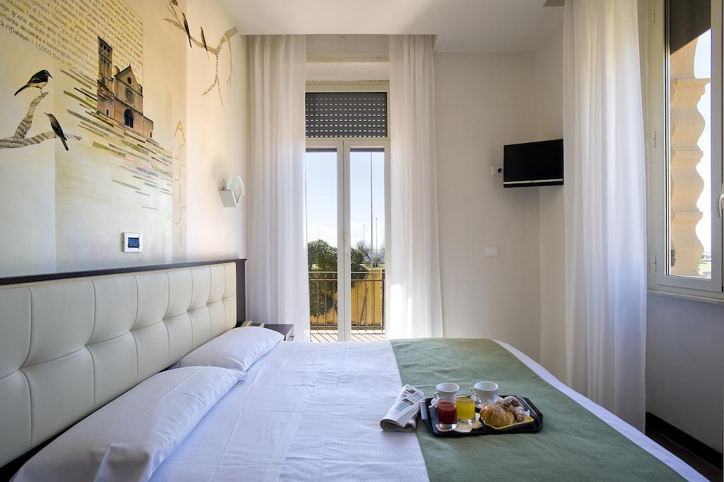 Hotel Bellavista Lido di Ostia Værelse billede